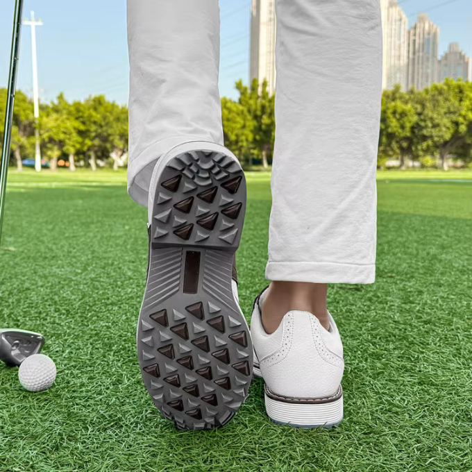 Fairway Classic Golf Shoe